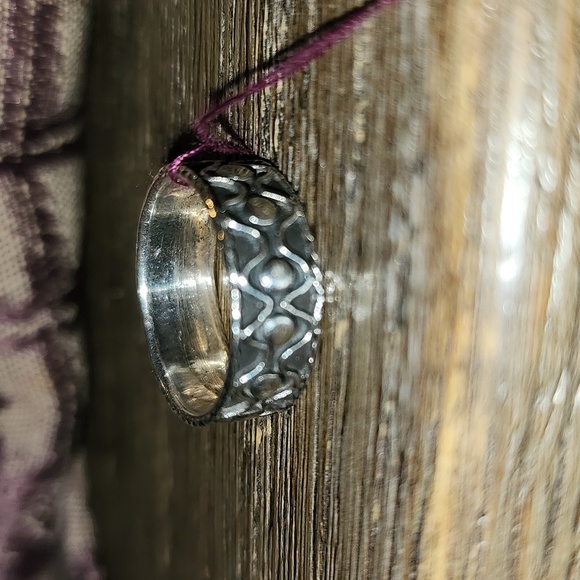 New Sterling Silver Wide Tribal Band Size 6 - Picture 1 of 7